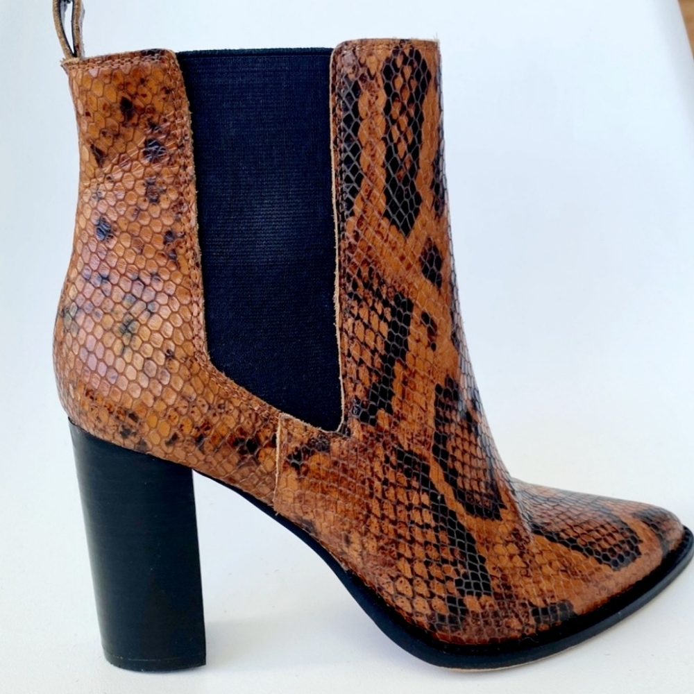Vince Camuto Ellea Caramel Pull On Pointed Toe Block Heeled Ankle Boots  Size 7M - Picture 12 of 16